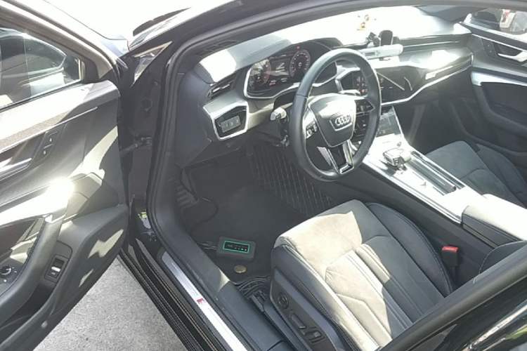 Used Audi A6L 2022 40 TFSI Luxury Dynamic Model Driver Seat