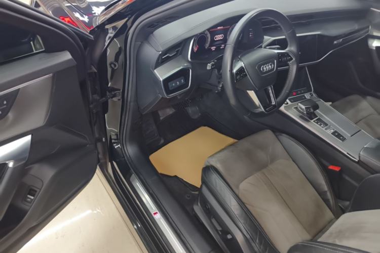 Used Audi A6L 2022 40 TFSI Luxury Dynamic Model Driver Seat
