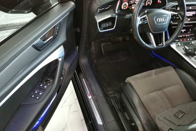 Used Audi A6L 2022 45 TFSI Prestige Dynamic Edition Driver Seat