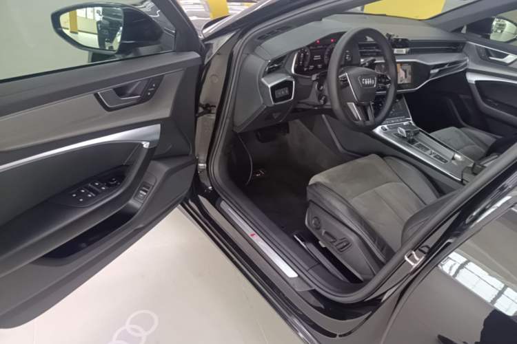 Used Audi A6L 2022 45 TFSI Prestige Dynamic Edition Driver Seat