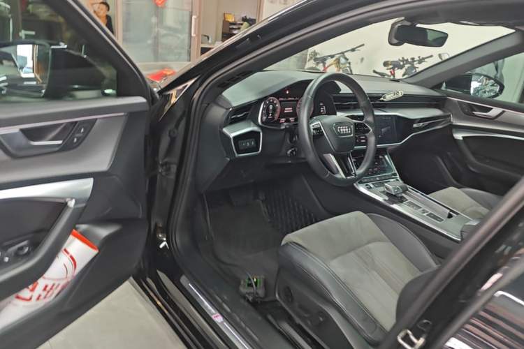 Used Audi A6L 2022 40 TFSI Luxury Dynamic Model Driver Seat