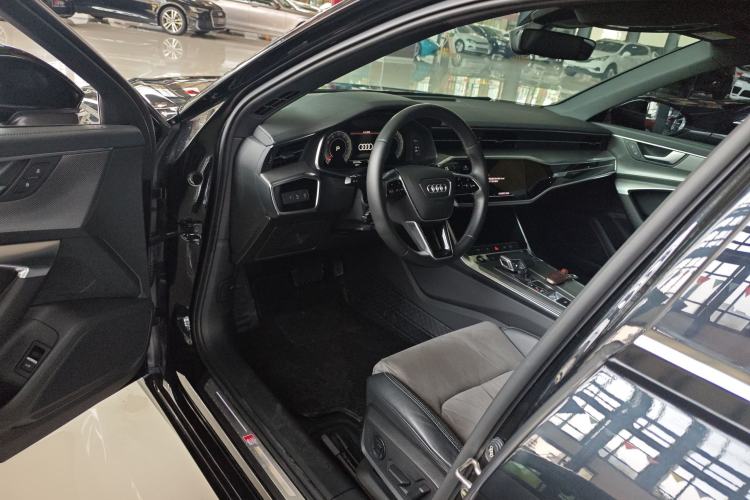 Used Audi A6L 2022 40 TFSI Luxury Dynamic Model Driver Seat