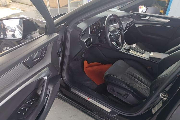 Used Audi A6L 2022 40 TFSI Luxury Dynamic Model Driver Seat