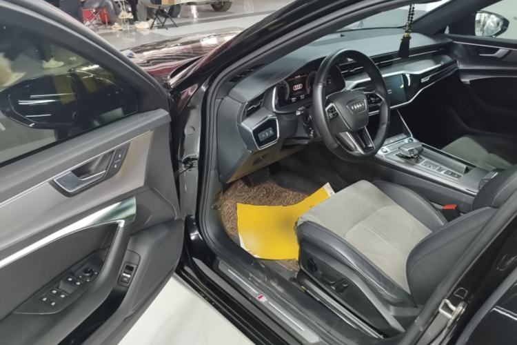 Used Audi A6L 2022 40 TFSI Luxury Dynamic Model Driver Seat