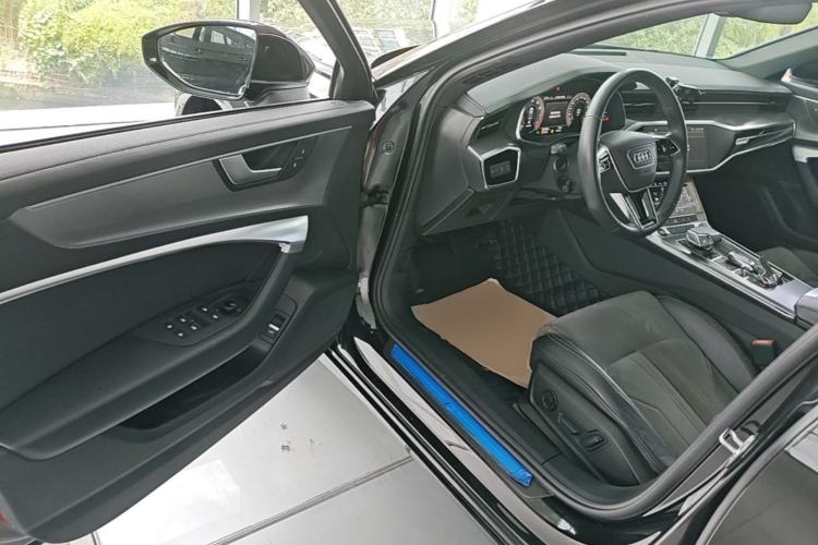 Used Audi A6L 2022 40 TFSI Luxury Dynamic Model Driver Seat