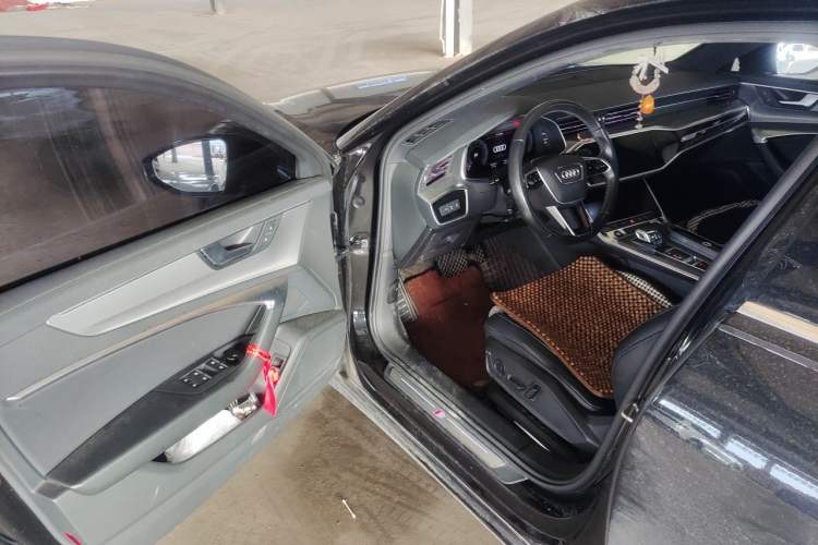Used Audi A6L 2022 45 TFSI Prestige Dynamic Edition Driver Seat