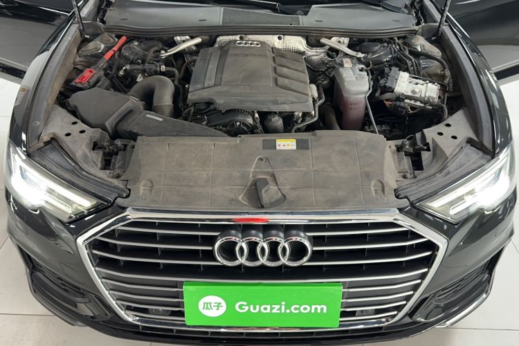 Used Audi A6L 2022 40 TFSI Luxury Dynamic Model Engine Bay