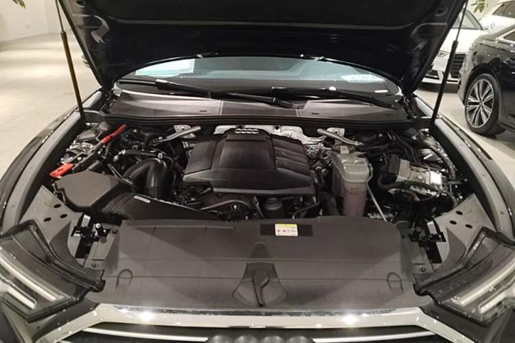 Used Audi A6L 2022 45 TFSI quattro Prestige Dynamic Edition Engine Bay