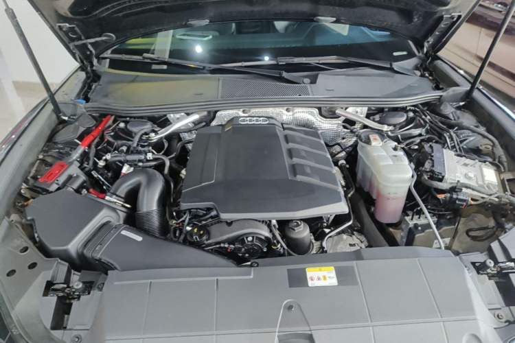 Used Audi A6L 2022 45 TFSI Prestige Dynamic Edition Engine Bay