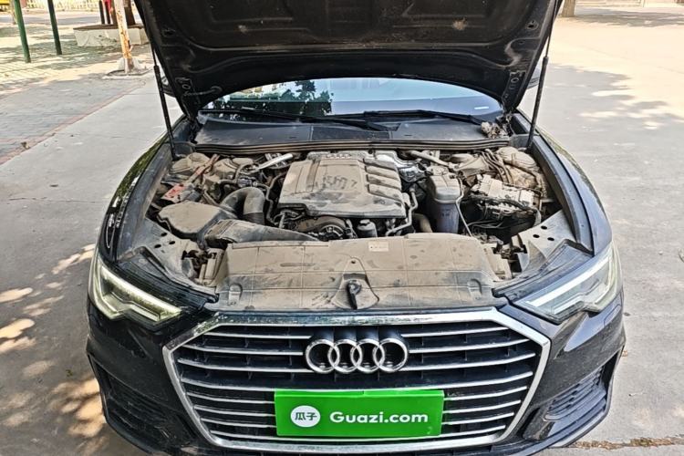 Used Audi A6L 2022 40 TFSI Luxury Dynamic Model Engine Bay
