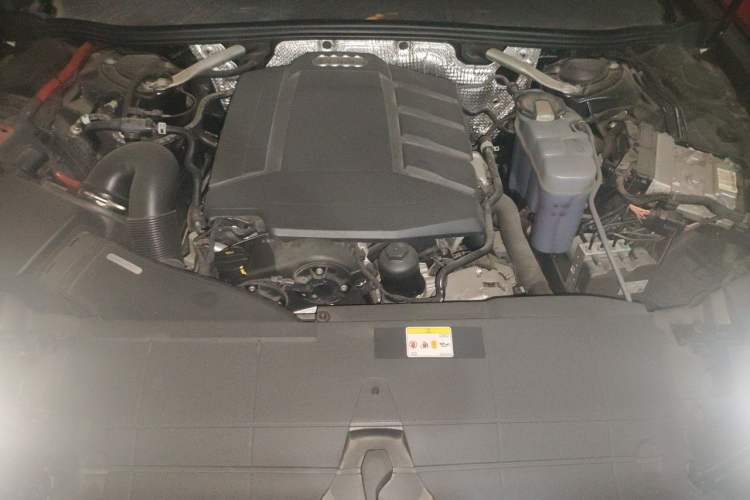 Used Audi A6L 2022 45 TFSI Prestige Dynamic Edition Engine Bay