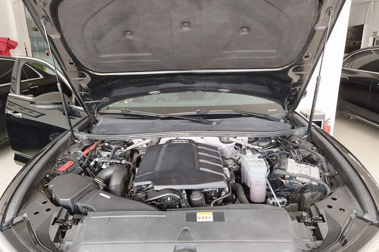 Used Audi A6L 2022 45 TFSI Prestige Elegant Edition Engine Bay
