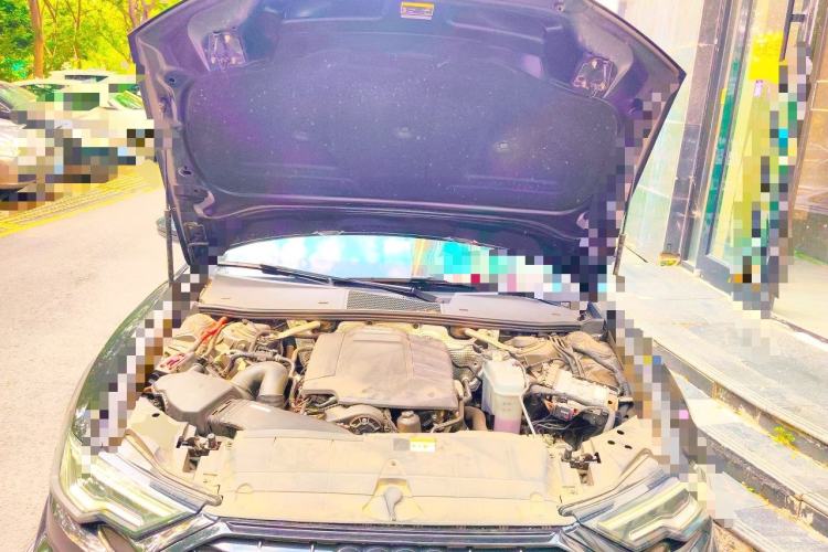 Used Audi A6L 2022 40 TFSI Luxury Dynamic Model Engine Bay