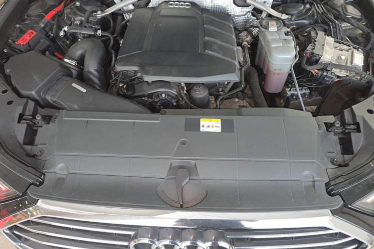Used Audi A6L 2022 40 TFSI Luxury Prestige Edition Engine Bay
