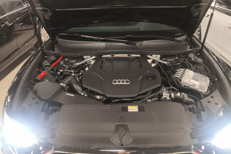 Used Audi A6L 2022 55 TFSI quattro Prestige Dynamic Edition Engine Bay