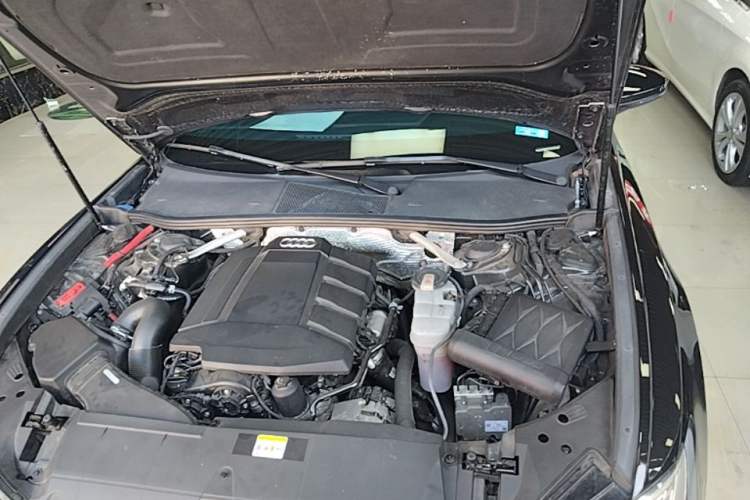 Used Audi A6L 2022 45 TFSI Prestige Elegant Edition Engine Bay