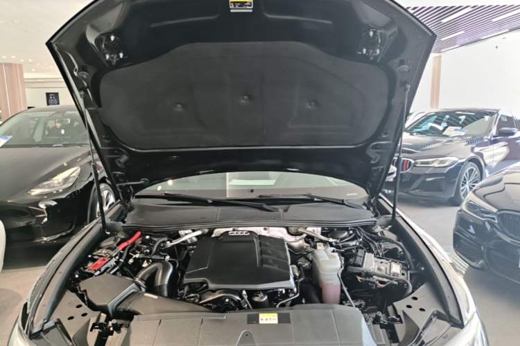 Used Audi A6L 2022 45 TFSI quattro Prestige Dynamic Edition Engine Bay