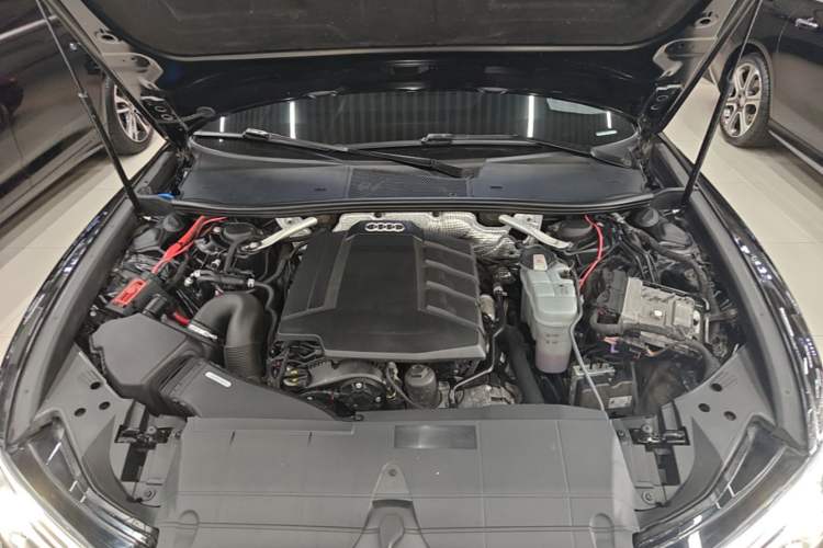 Used Audi A6L 2022 45 TFSI Prestige Dynamic Edition Engine Bay