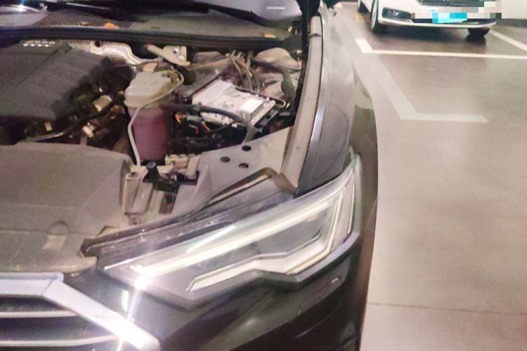 Used Audi A6L 2022 45 TFSI Prestige Dynamic Edition Engine Bay Left