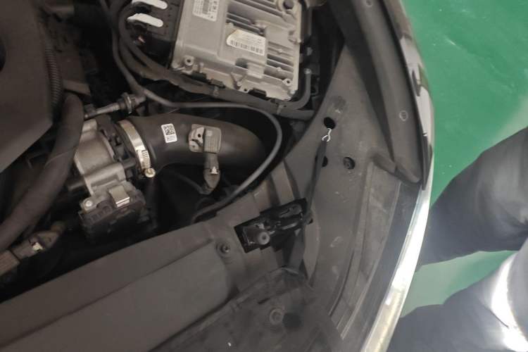 Used Audi A6L 2022 55 TFSI quattro Prestige Dynamic Edition Engine Bay Left