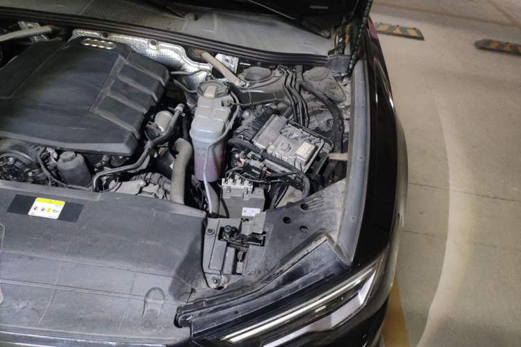 Used Audi A6L 2022 45 TFSI Prestige Dynamic Edition Engine Bay Left