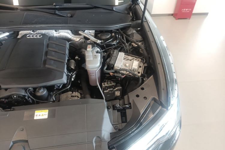 Used Audi A6L 2022 45 TFSI Prestige Elegant Edition Engine Bay Left