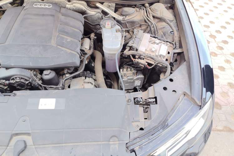 Used Audi A6L 2022 45 TFSI quattro Prestige Elegant Edition Engine Bay Left