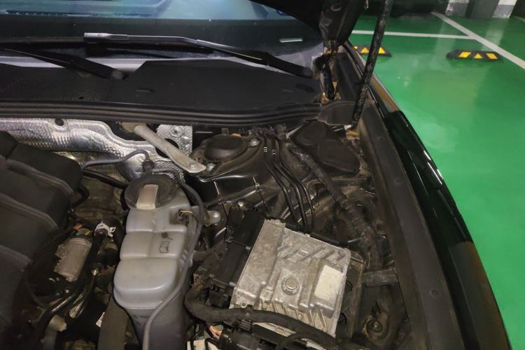 Used Audi A6L 2022 45 TFSI quattro Prestige Dynamic Edition Engine Bay Left