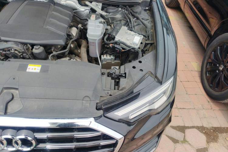 Used Audi A6L 2022 45 TFSI Prestige Dynamic Edition Engine Bay Left