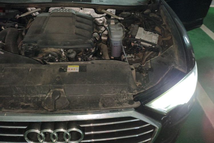 Used Audi A6L 2022 40 TFSI Luxury Prestige Edition Engine Bay Left