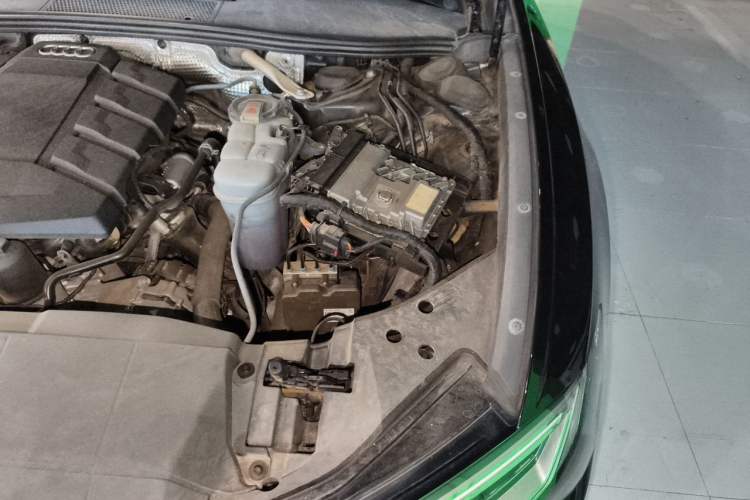 Used Audi A6L 2022 45 TFSI quattro Prestige Dynamic Edition Engine Bay Left