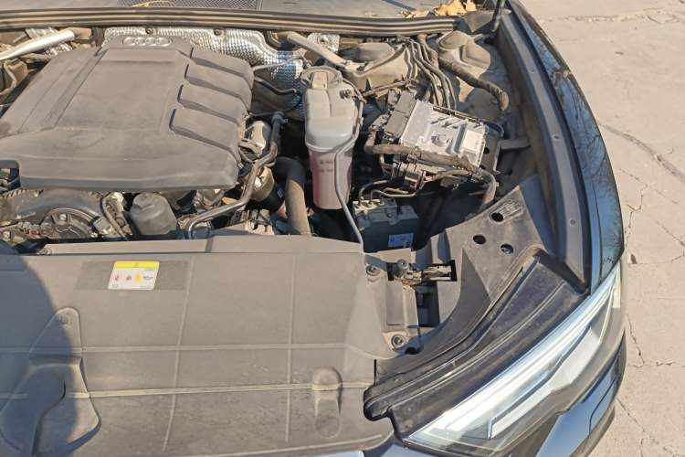 Used Audi A6L 2022 45 TFSI Prestige Dynamic Edition Engine Bay Left