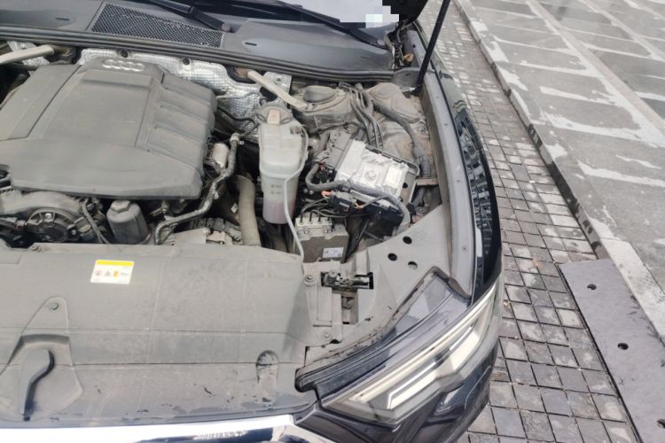 Used Audi A6L 2022 40 TFSI Luxury Dynamic Model Engine Bay Left