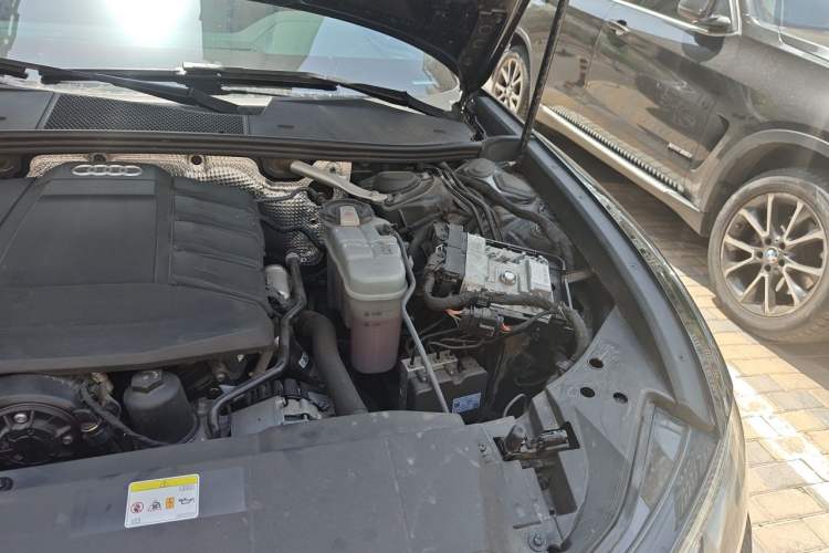 Used Audi A6L 2022 45 TFSI quattro Prestige Dynamic Edition Engine Bay Left
