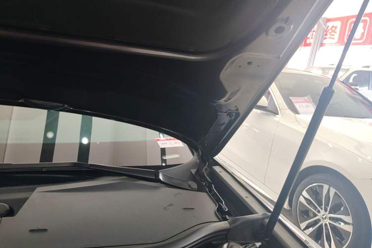 Used Audi A6L 2022 45 TFSI Prestige Dynamic Edition Engine Bay Left
