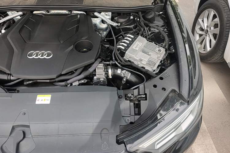 Used Audi A6L 2022 55 TFSI quattro Prestige Elegant Edition Engine Bay Left