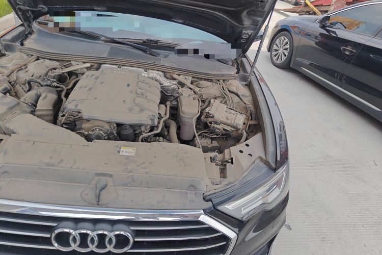 Used Audi A6L 2022 40 TFSI Luxury Dynamic Model Engine Bay Left