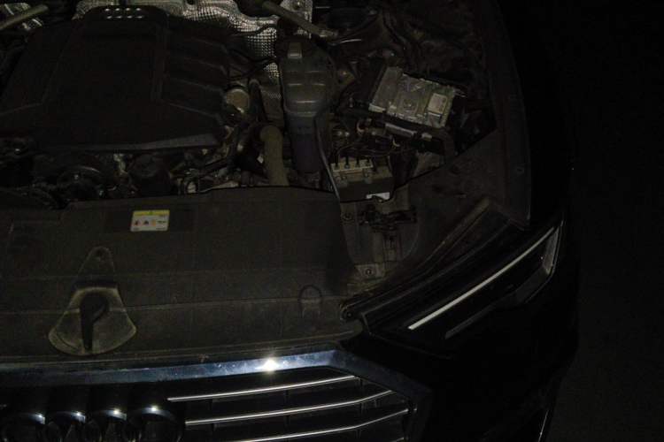 Used Audi A6L 2022 45 TFSI Prestige Dynamic Edition Engine Bay Left
