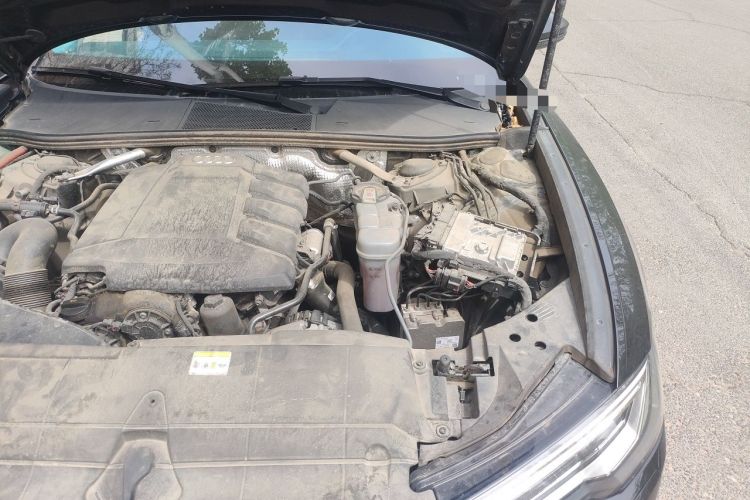 Used Audi A6L 2022 40 TFSI Luxury Prestige Edition Engine Bay Left