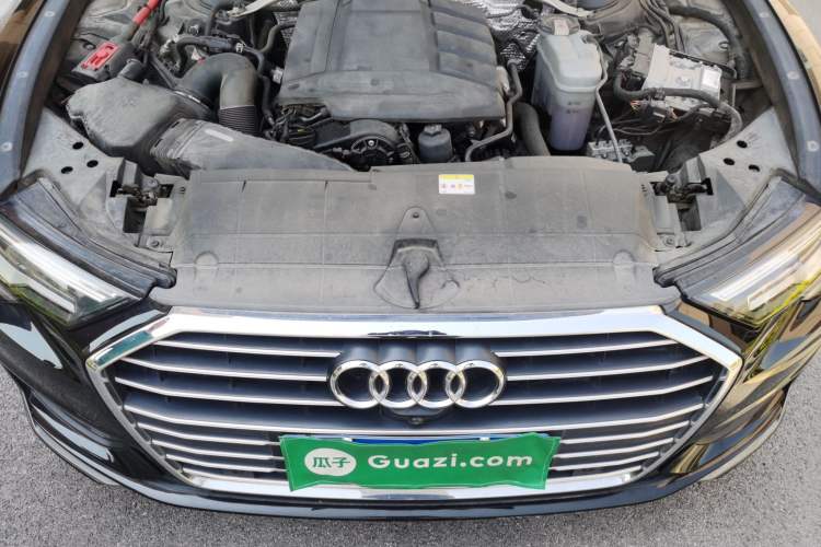Used Audi A6L 2022 40 TFSI Luxury Dynamic Model Engine Bay