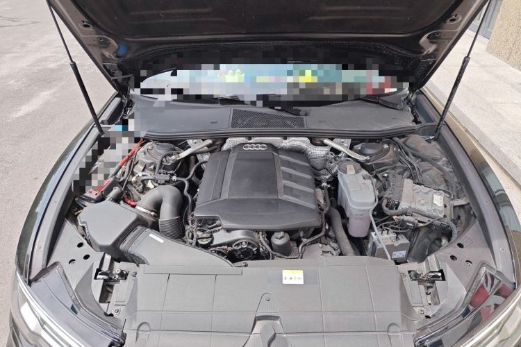 Used Audi A6L 2022 40 TFSI Luxury Dynamic Model Engine Bay