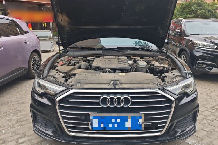 Used Audi A6L 2022 40 TFSI Luxury Dynamic Model Engine Bay