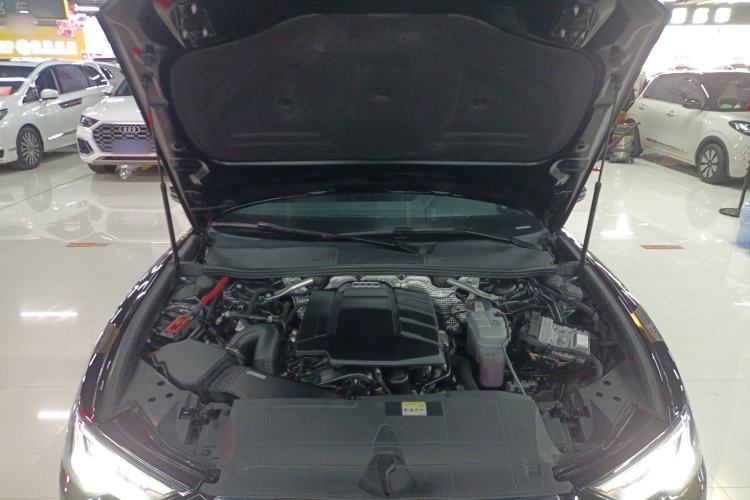 Used Audi A6L 2022 45 TFSI Prestige Dynamic Edition Engine Bay