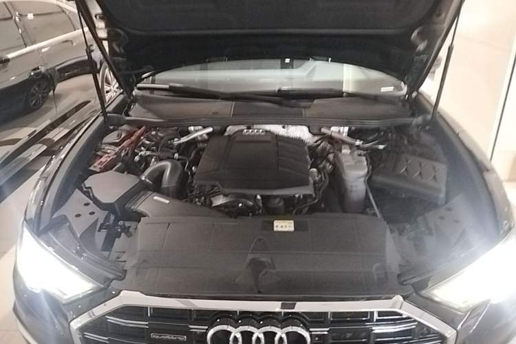 Used Audi A6L 2022 45 TFSI Prestige Dynamic Edition Engine Bay