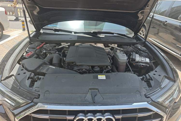 Used Audi A6L 2022 45 TFSI quattro Prestige Dynamic Edition Engine Bay