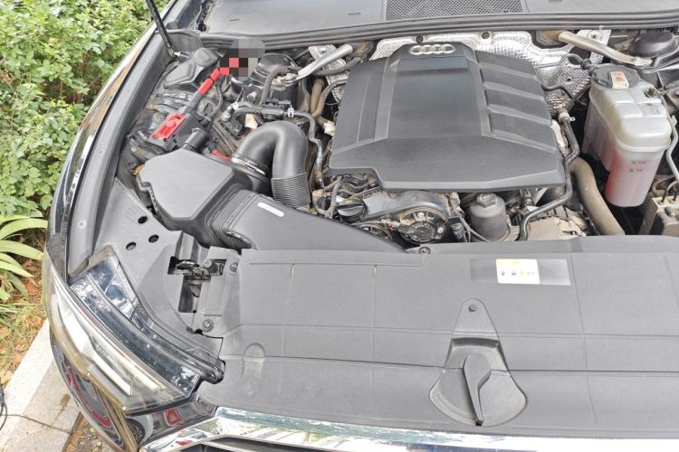 Used Audi A6L 2022 45 TFSI Prestige Elegant Edition Engine Bay Right