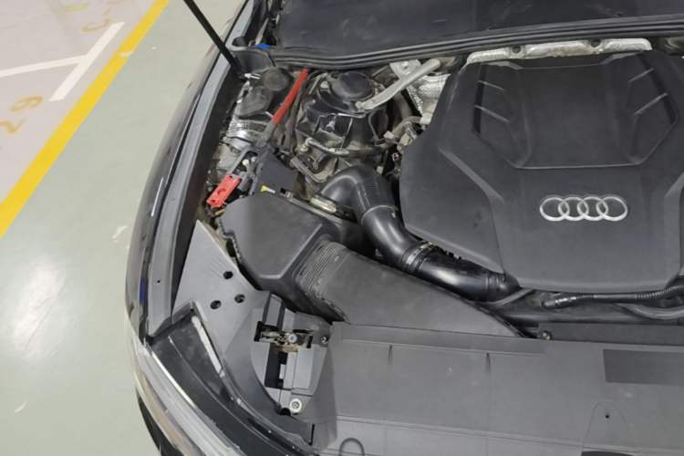 Used Audi A6L 2022 55 TFSI quattro Flagship Dynamic Model Engine Bay Right