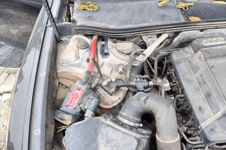 Used Audi A6L 2022 40 TFSI Luxury Prestige Edition Engine Bay Right