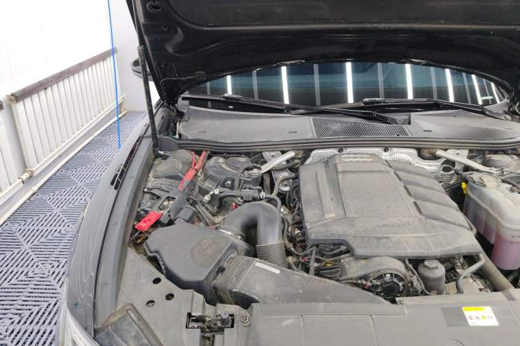Used Audi A6L 2022 45 TFSI Prestige Dynamic Edition Engine Bay Right