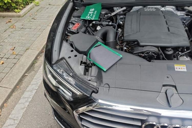 Used Audi A6L 2022 45 TFSI Prestige Dynamic Edition Engine Bay Right